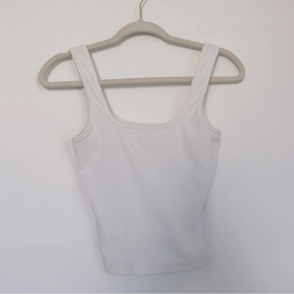 Soft A&F Ribbed White Tank Top - Picture 1 of 3